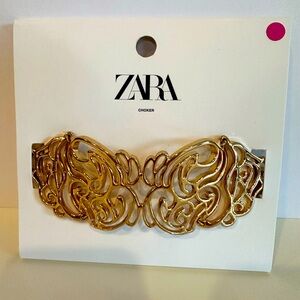 Zara NWT Gold Butterfly Choker